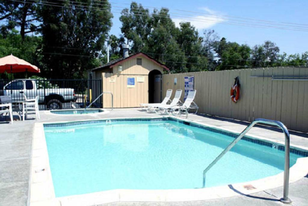 Escondido Lodge Exterior photo