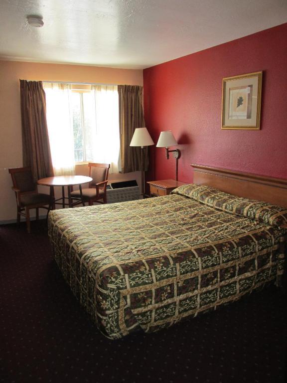 Escondido Lodge Room photo